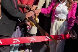 兄弟，你见过这么过人吗？